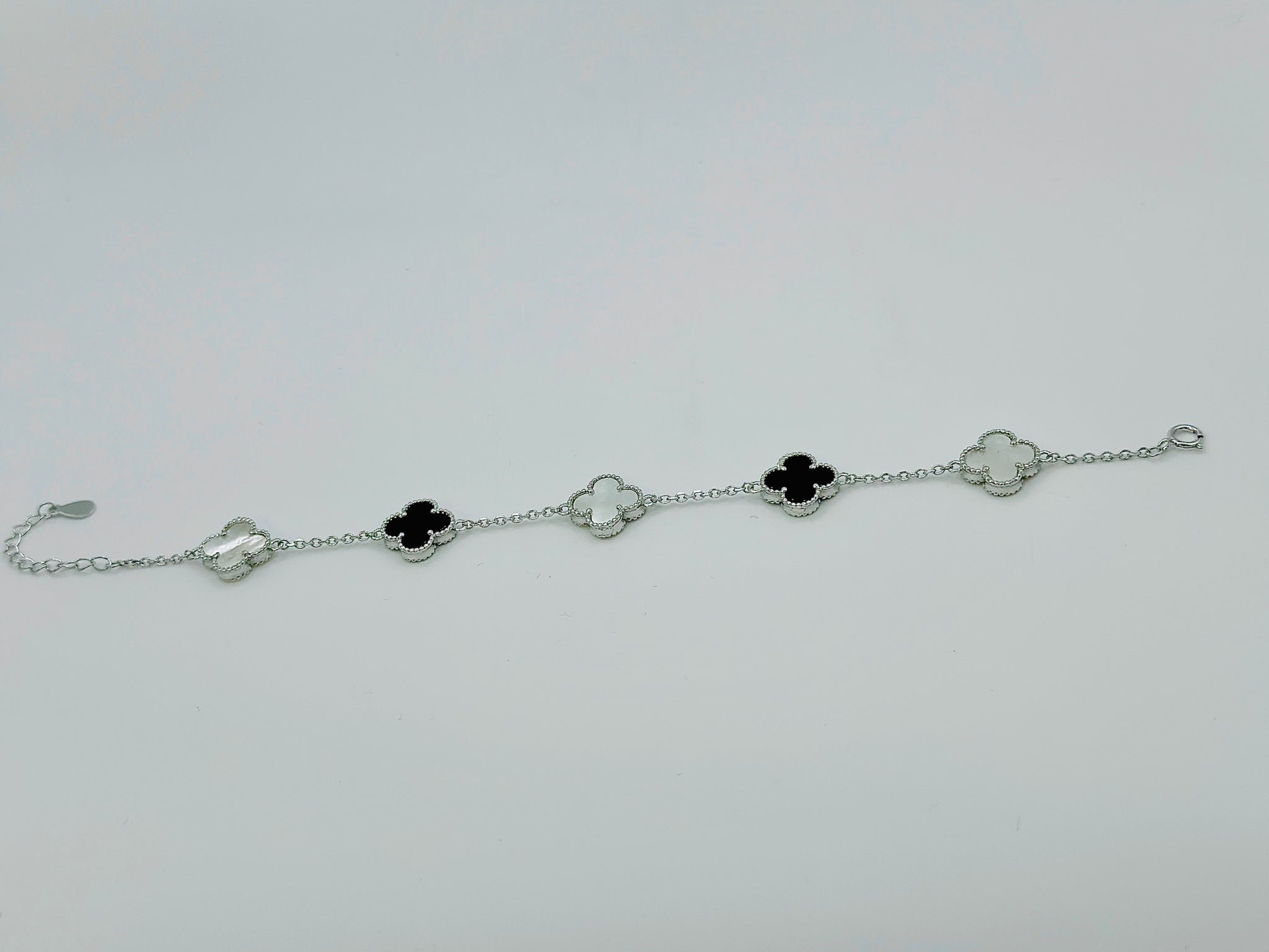 Van Cleef and Arpels Alhambra Black & White clover motifs Bracelet in 925 Silver